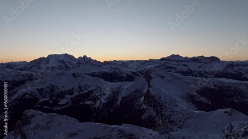 Dolomiti, vista aerea. Lagazuoi, Tofane, Tofana di Rozes, Falzarego, Alpino, Cortina d'Ampezzo,