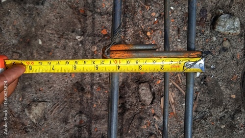 Measurement of length using a tape measure, measurement of length in construction projects