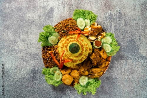 Nasi tumpeng, kuning, yellow rice, indonesian food, perayaan, kuliner nusantara