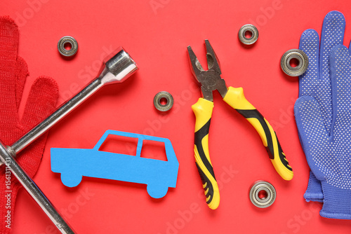 Set of mechanic tools, glov...