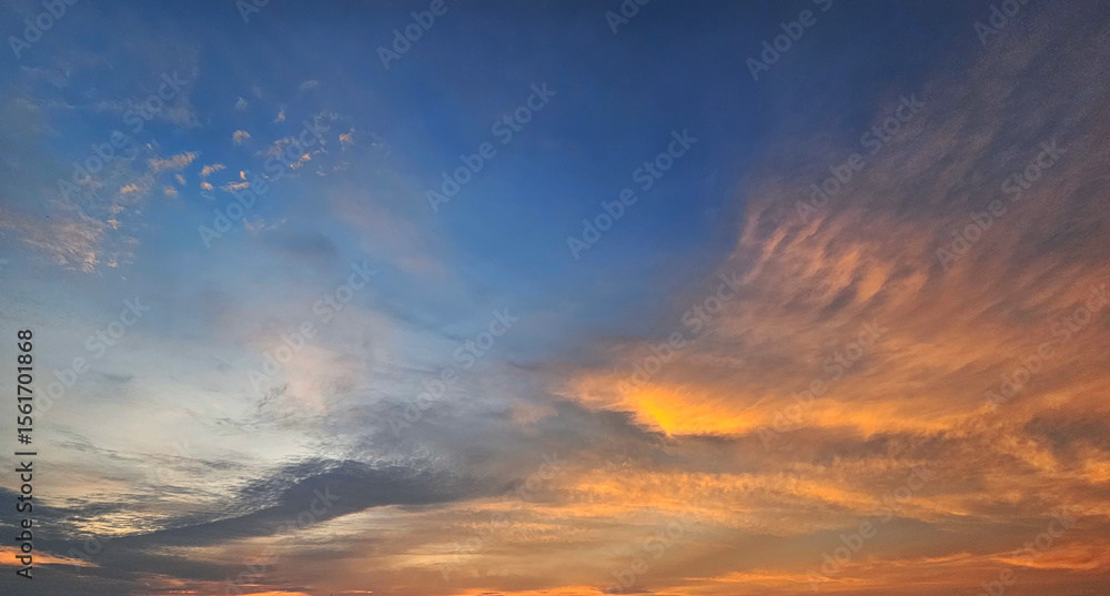 Fototapeta premium sunset sky with clouds