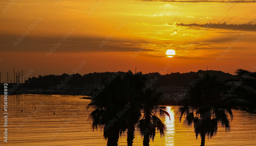 Obraz premium Wschód słońca na Costa Brava