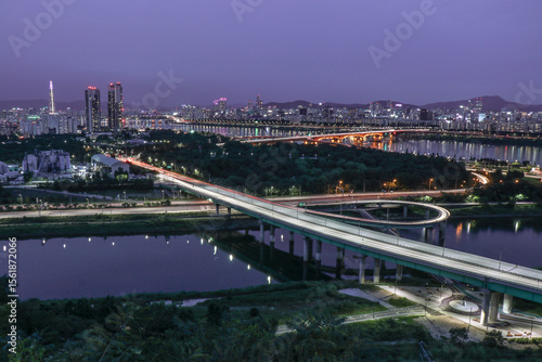 Wallpaper Mural 응봉산에서 바라본 서울 도심 풍경 Torontodigital.ca