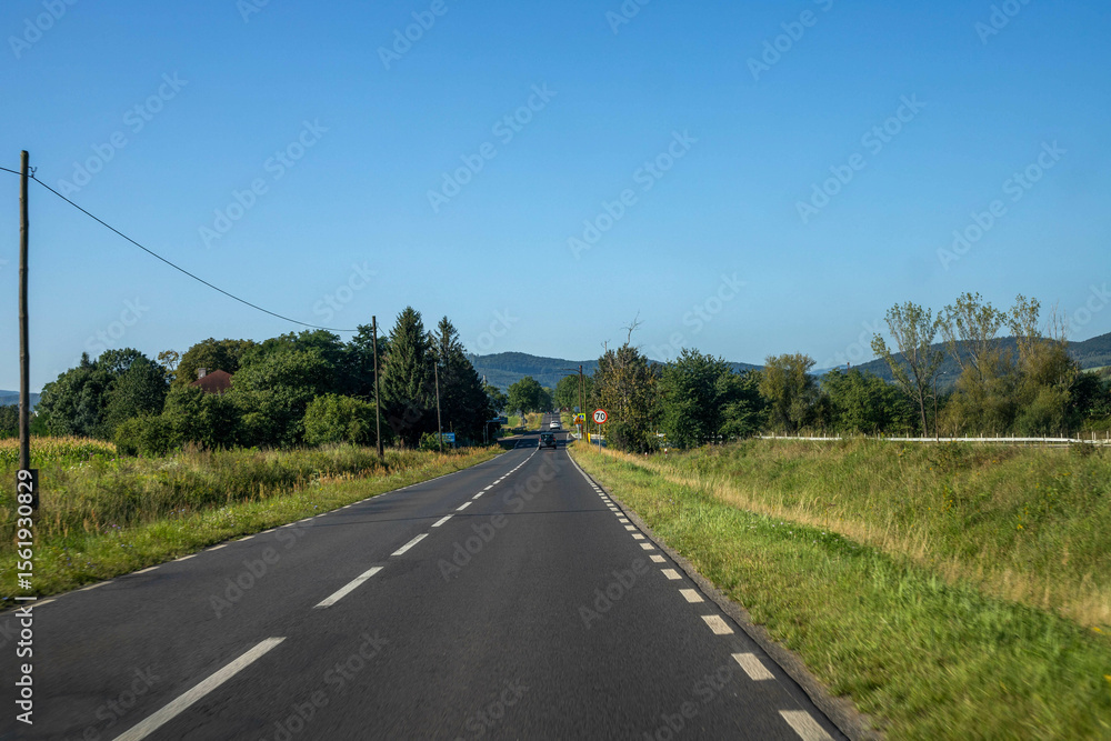 Fototapeta premium Endless Journey The Open Road Beckons