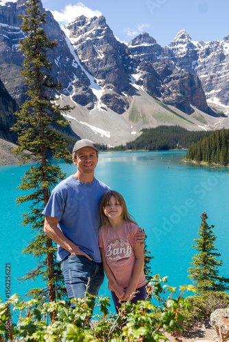 Wallpaper Mural Dad and daughter visiting Moraine Lake in Banff National Park Torontodigital.ca