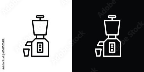 Cold pressed juicer icon Black and White Vector Graphic