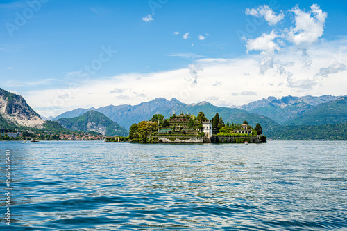 isola dei pescatori on lake maggiore, italy