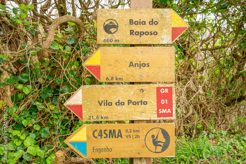 Pedestrian path direction arrows to Baia do Raposo, Anjos, Porto village, Engenho on the Azorean island of Santa Maria-Portugal