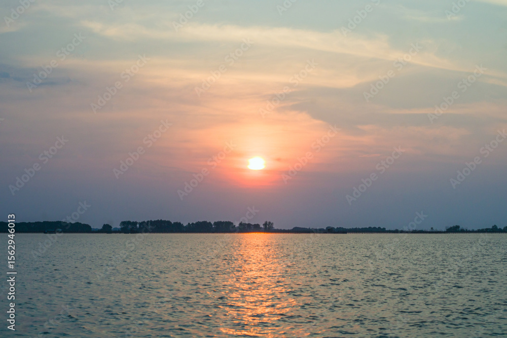 Fototapeta premium sunset over the sea