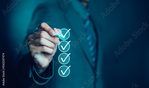 Cuadro en lienzo Businessman checking, Business performance checklist concept, Survey, Checklist