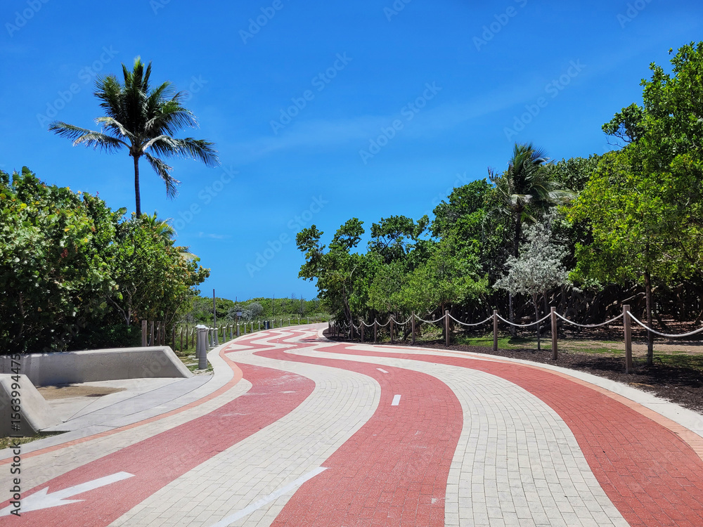 Obraz premium Paseo Beach