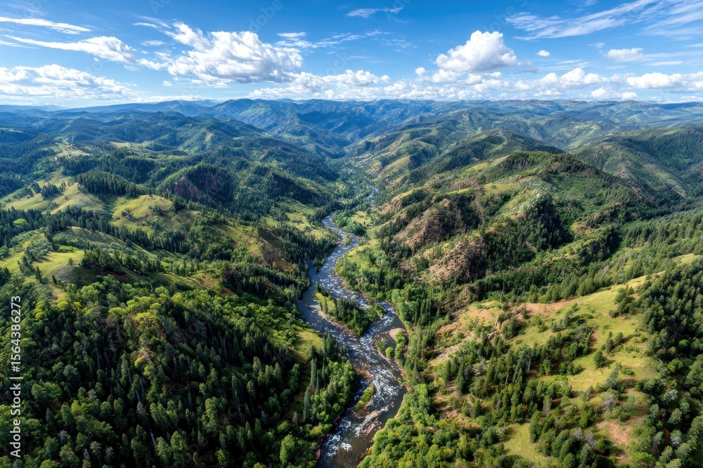 Obraz premium Mountainous valley with river