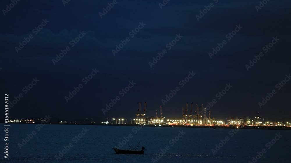 Video background of Pattaya seaside condominium landscape, small boats, house lights, cool breeze while relaxing by the sea during the trip. Video background of Pattaya seaside condominium landscape, small boats, house lights, cool breeze while relaxing by the sea during the trip.