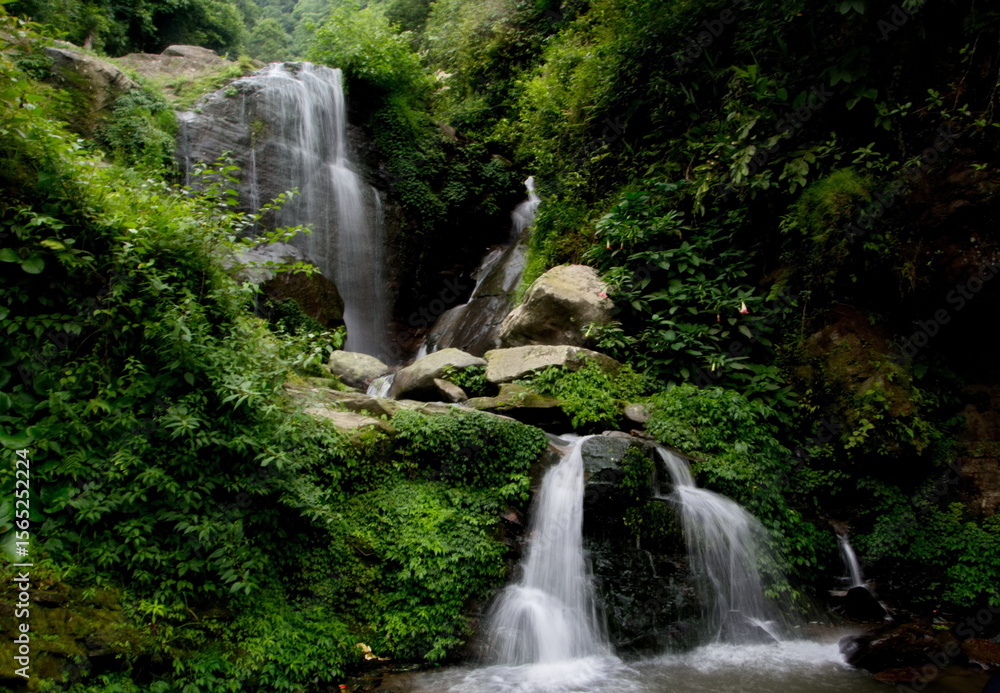 Obraz premium Mountain Waterfall