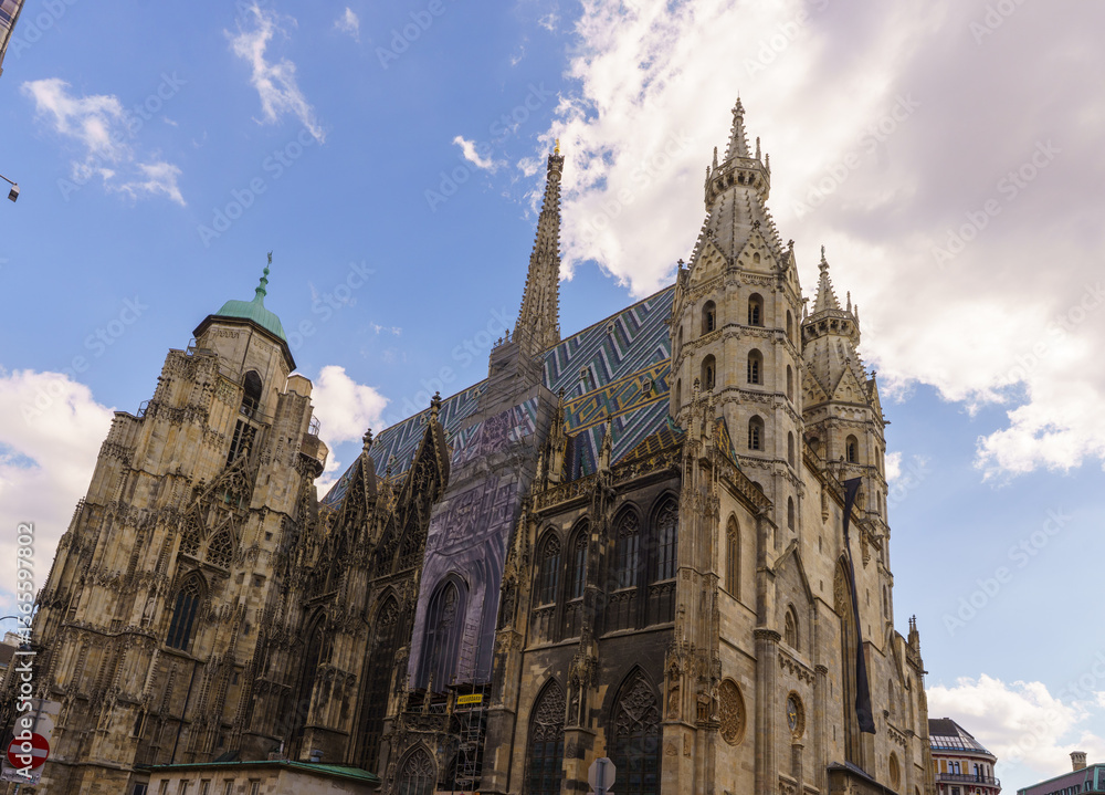 Fototapeta premium Famous historical landmarks in Vienna with gothic architecture details