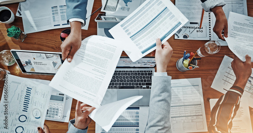 Εκτύπωση καμβά Documents, meeting and planning with hands of business people for expenditure report, budget and research
