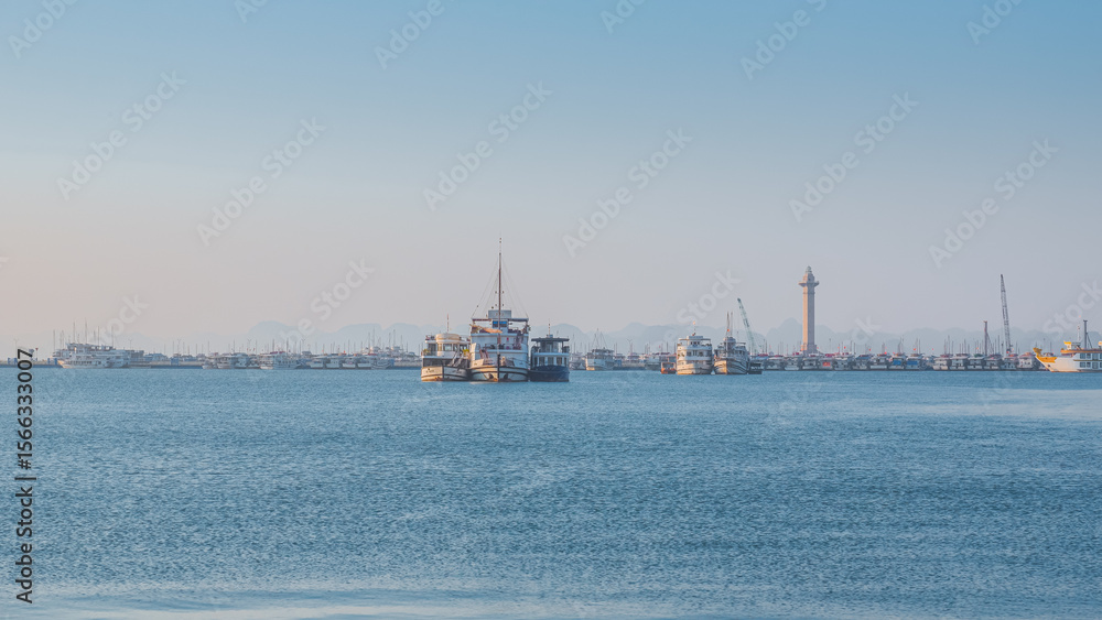 Fototapeta premium Ha Long Bay