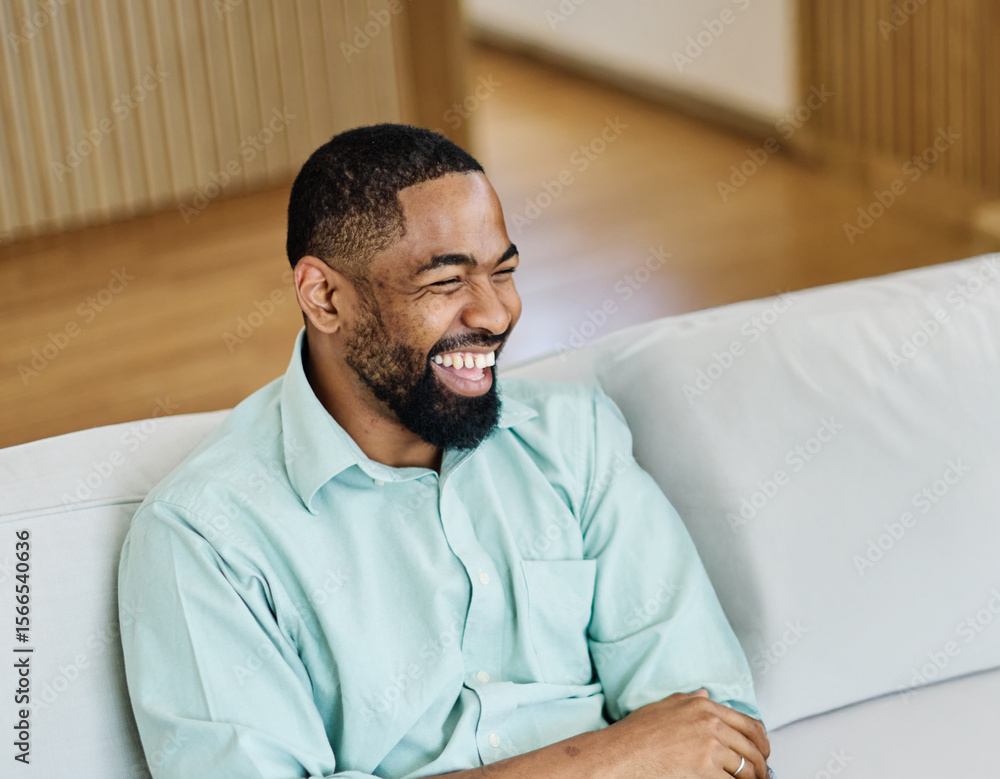 Fototapeta premium man young happy smiling portrait cheerful happiness smile fun confidence joy businessman modern guy handsome looking black african american laughing carefree student