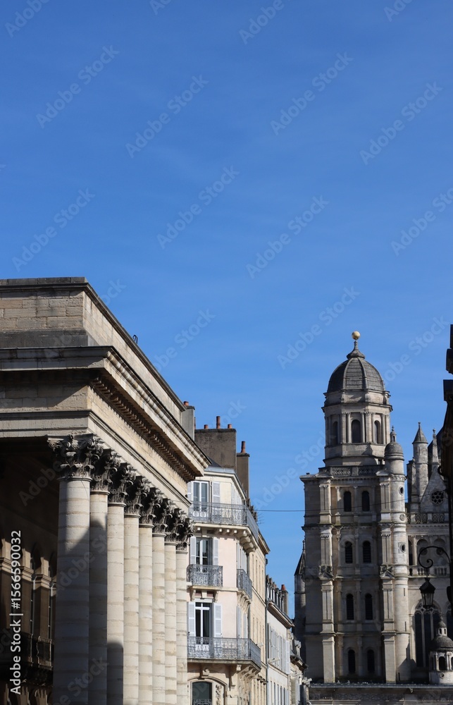 Fototapeta premium saint Michel church in Dijon, France 