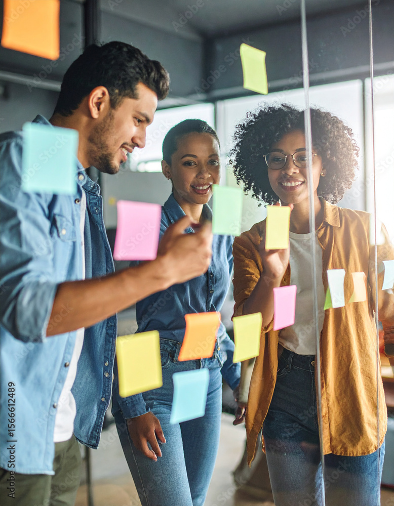 Naklejka premium Collaborative brainstorming session modern office team building activity creative environment engaged perspective business innovation