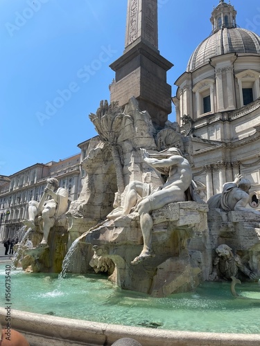 trevi fountain rome italy