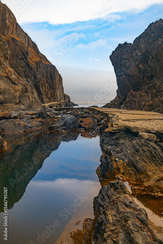 crique de Collioure isolée, près de Port-Vendres, en Méditerannée, Occitanie, France