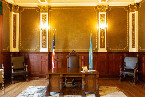 Obraz na plátně South Dakota Governor's Desk