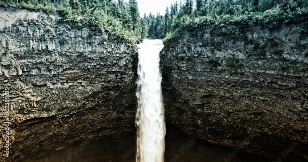 Fototapeta premium Waterfall and forest and stone