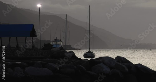 Atardecer Caribeño Velero y Yate