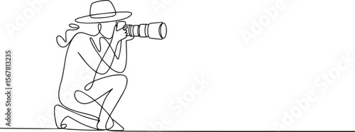  continuous line drawing of a photographer in crouching pose holding DSLR camera with telephoto lens in black and white style