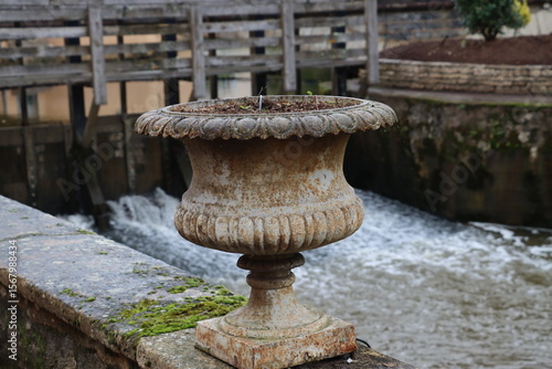 Fotografie Medicis vase above the river in Charolles, France