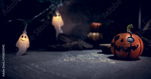 Jack-O'-Lantern, Pampkin, Halloween, Autumn, Image of Halloween, Natural objects ハロウィーンの飾り