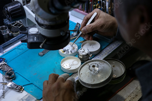 Repairing a wristwatch. Watch repair