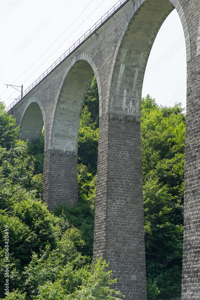Fototapeta premium Steinviadukt Lüthisburg