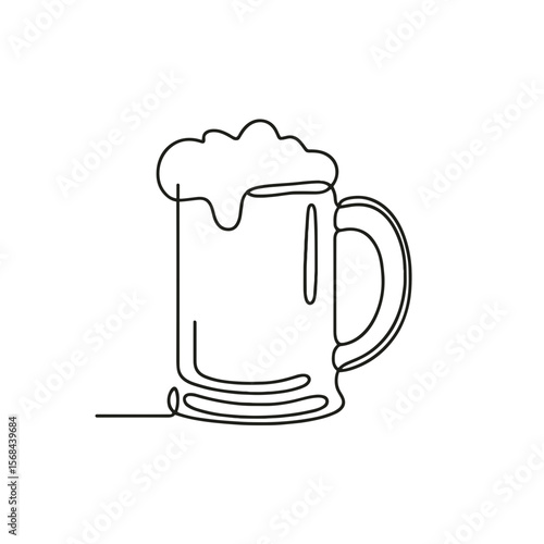 Minimalist line drawing of a beer mug with foam in black on white, abstract drink concept