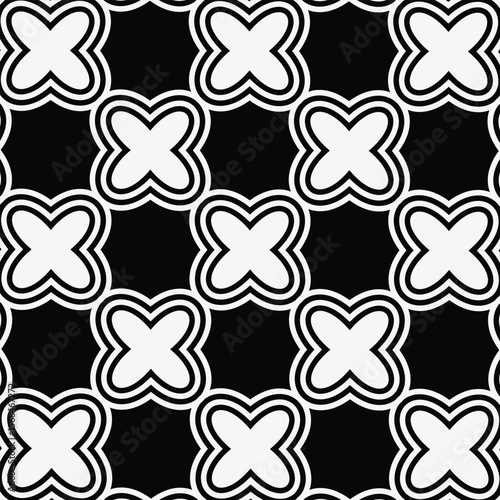 Monochrome Quatrefoil Pattern – Ornamental Cloverleaf Geometric Design