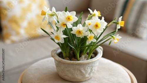 Wallpaper Mural daffodils in a vase Torontodigital.ca