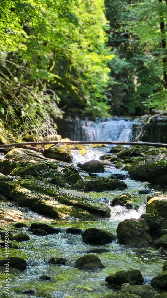 Fototapeta premium cascade 2 parties