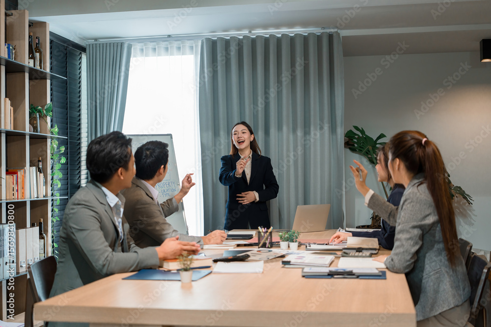 Obraz premium Businessmen working in a team.