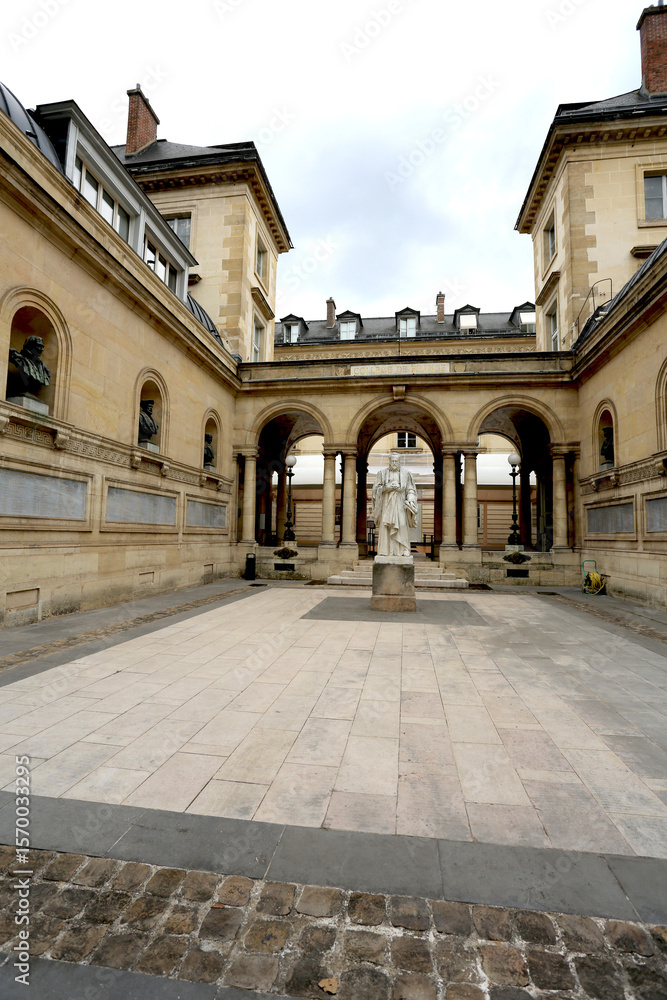 Fototapeta premium Cour Budé au collège de France