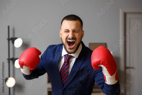 Aggressive businessman in r...