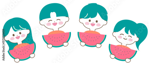 スイカを持った笑顔の子どもたち