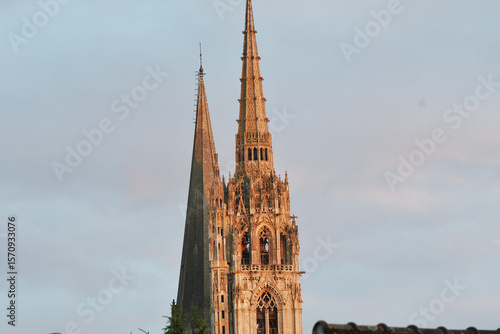 cclochers de la cathédrale de Chartres- France
