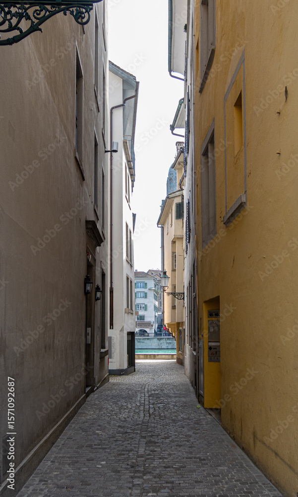 Obraz premium Small narrow street in Zurich