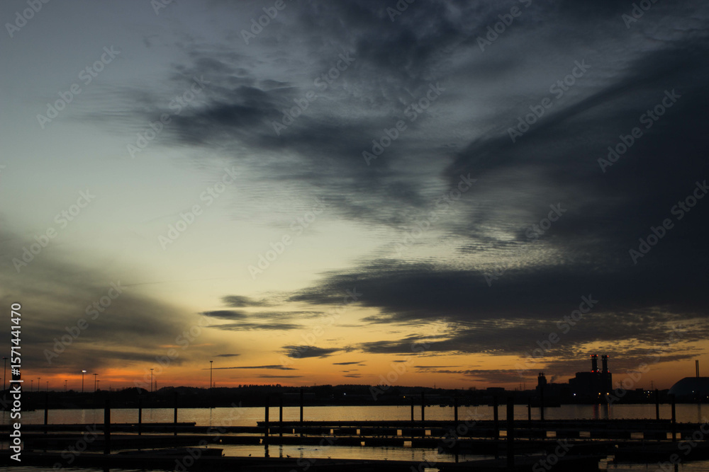 Obraz premium sunset in the city