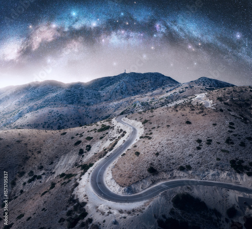 Milky Way arch and aerial v...