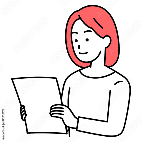 書類を見るカジュアルな女性