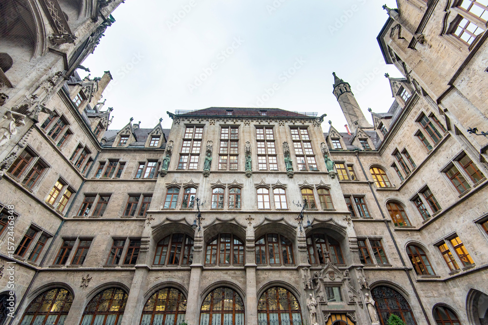 Obraz premium Facade in Courtyard of New Town Hall in Munich - Germany