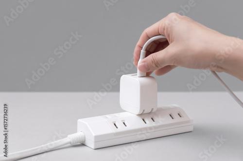 TypeC USB. USB outlet, USB power adapter, USB charger, USB power plug. タイプC-USB. USBコンセント、USB充電器、USBチャージャー、USBプラグ。