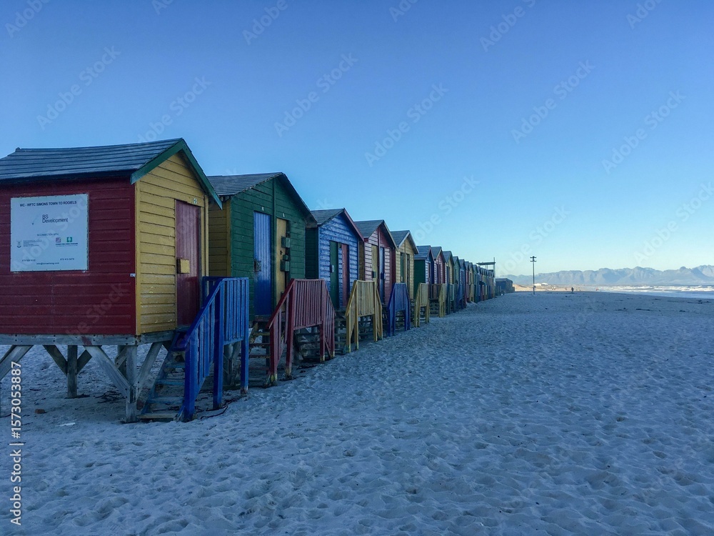 Naklejka premium Colorful beach cabins